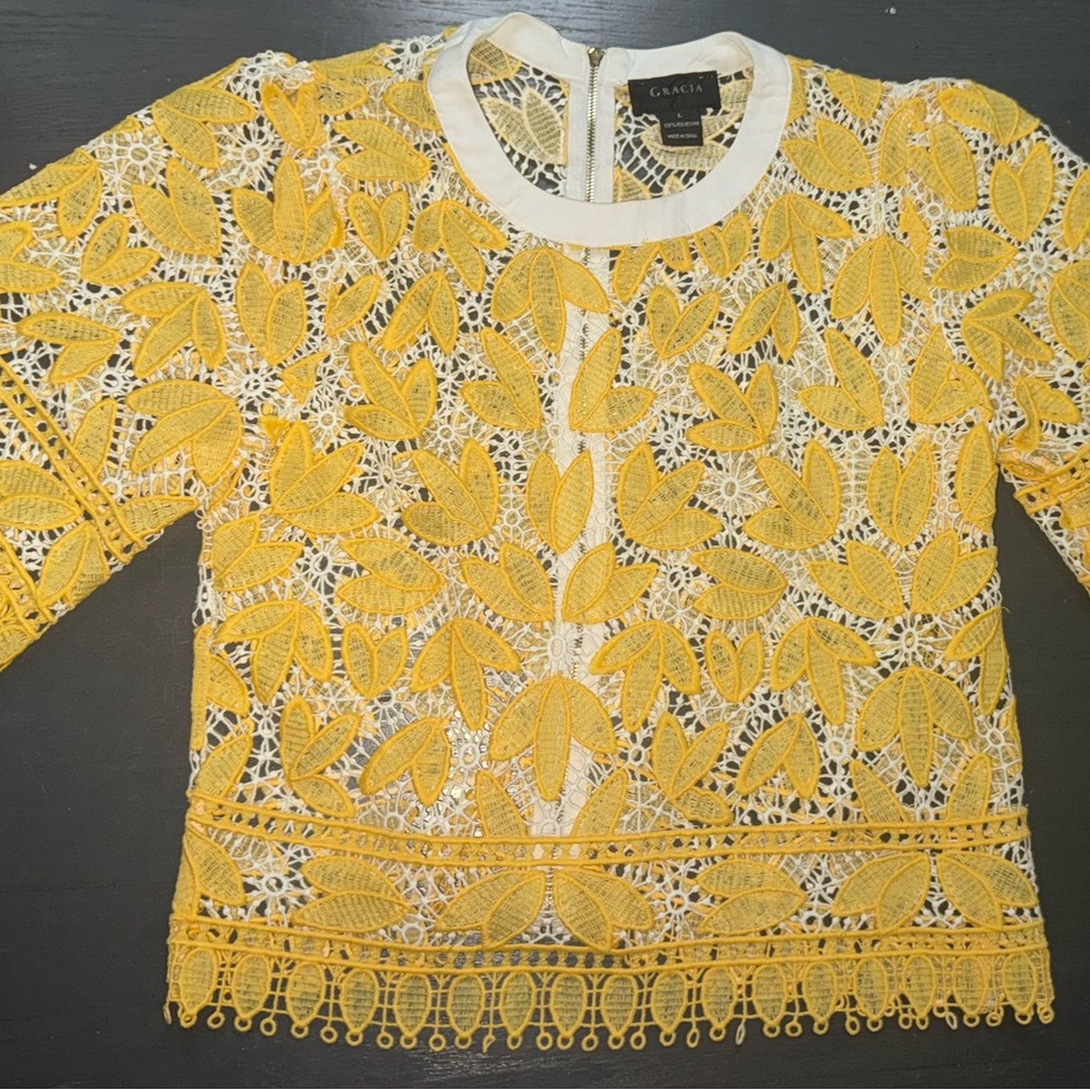 Gracia Yellow and White Lace Blouse